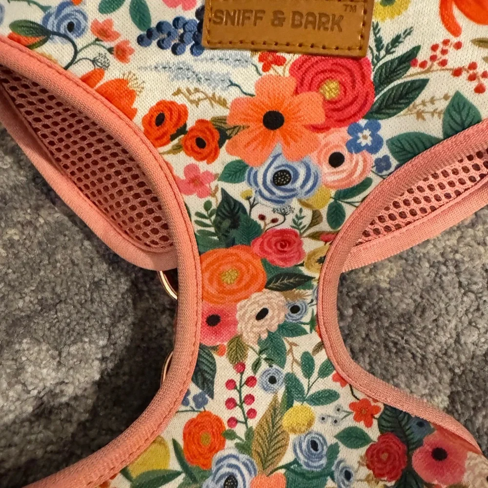 Sniff and Bark Size Small Floral Dog Harness
